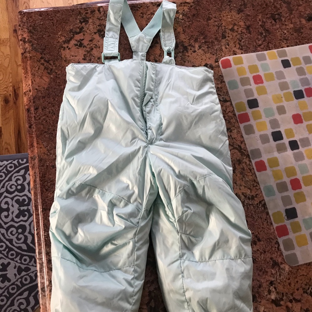 2T snow pants